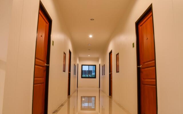 S2 Airport Residence