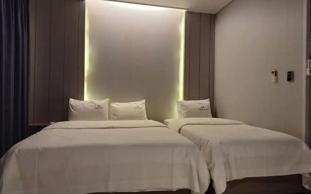 Tongyeong Bridge Hotel