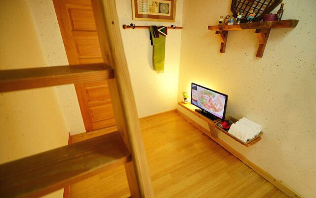 Kim Myongok's Hanok Stay