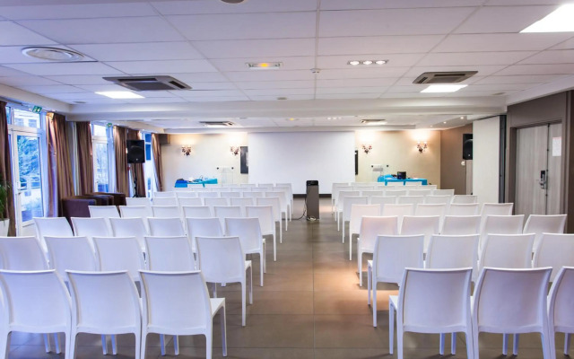Golden Tulip Villepinte Roissy — Parc Des Expositions Hotel