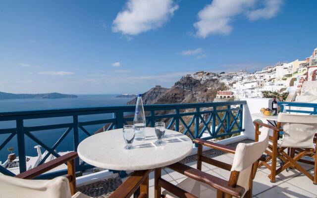 Santorini Reflexions Volcano