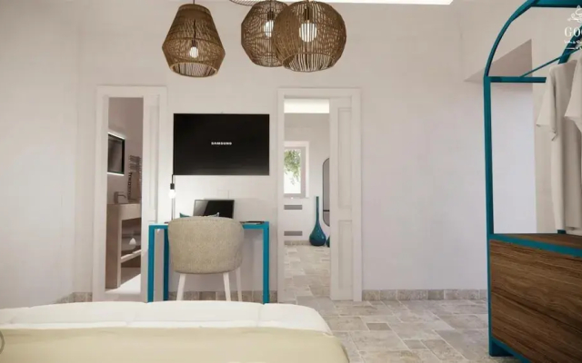 Villa Degli Dei - Private Waterfront Villa