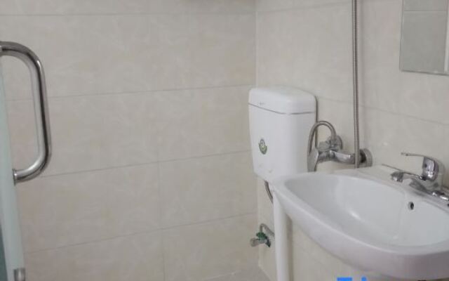 Warm Hotel (Wuhan La Defense)