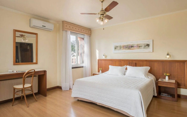 Serrazul Hotel  Distributed by Intercity