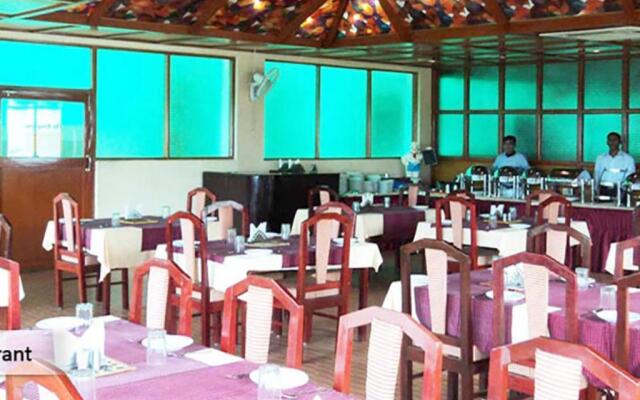 Hotel Mainak