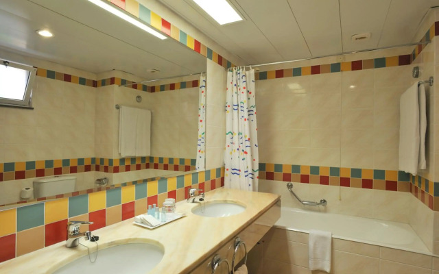 Pestana Ocean Bay Resort