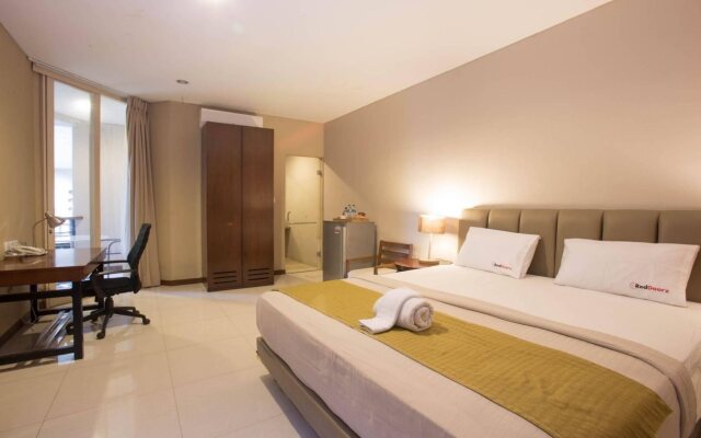 RedDoorz Cipete Selatan