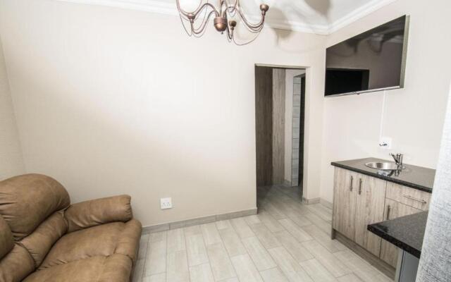 Up21 Guest House