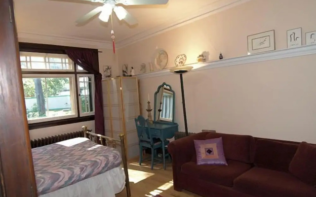 Downtown Bed and Breakfast