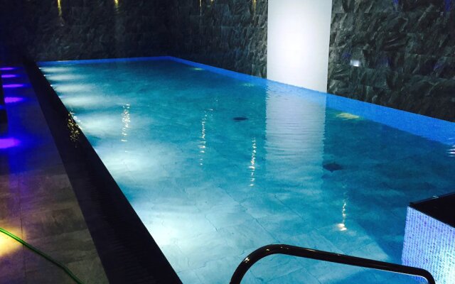 Thornbank House - inc off-site Health Club