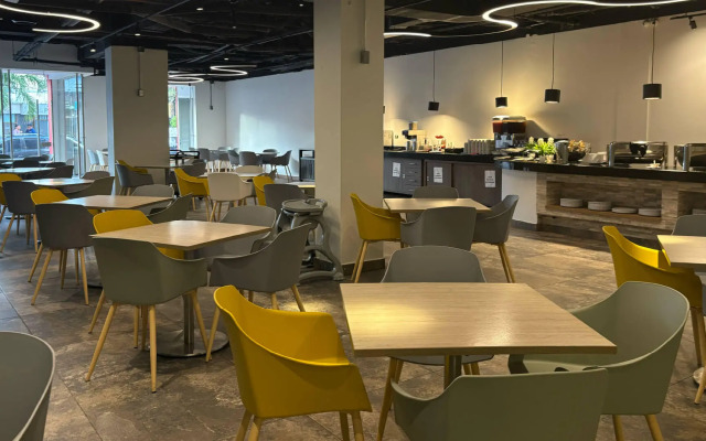 Hotel Portobelo Plaza las Ámericas