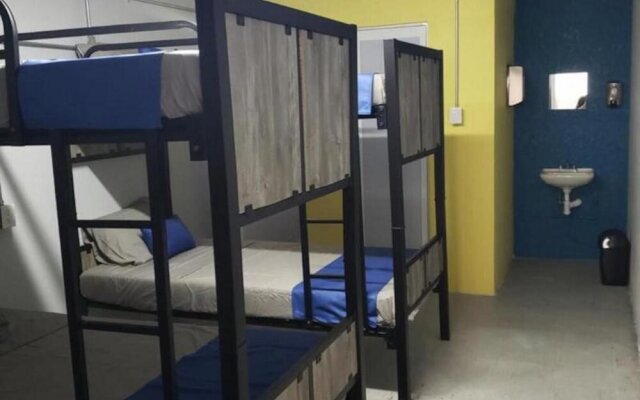 El Gran Hostal - Bed in 8 People Dorm 2