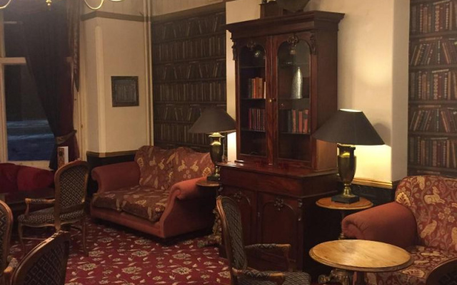 Regency Hotel