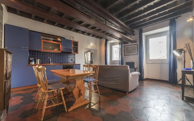 Colosseo Modern Apartment