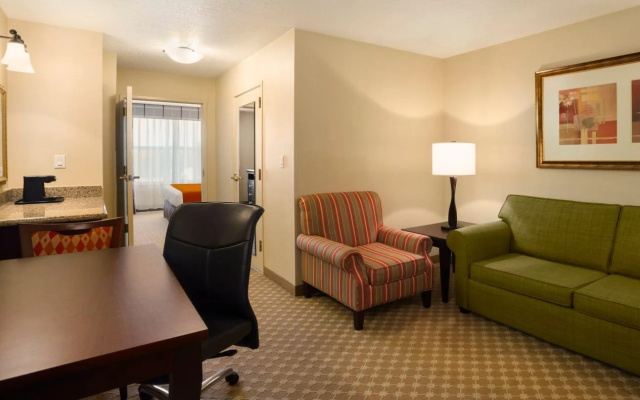 Country Inn & Suites By Carlson, Bountiful, UT