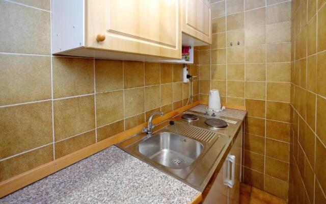 Apartments More - 300 m from beach