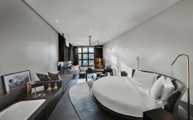 W Amsterdam