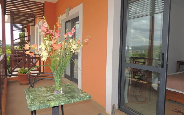 Plumeria Hotel