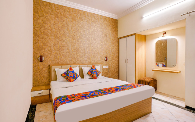 Fabhotel Heritage Palace