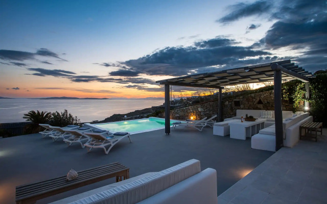 Villa Diorite by Mykonos Rocks