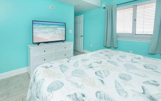 Emerald Beach 1628