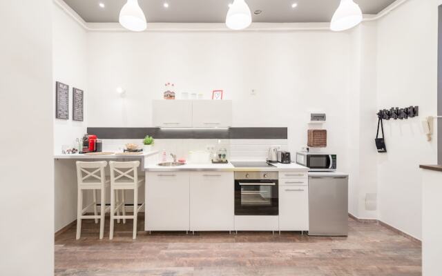 Venus Apartments - Almassy Park