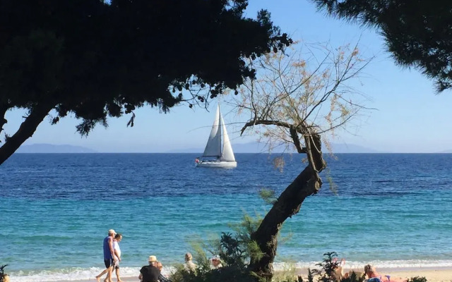 Charming Villa in Cavalaire-sur-mer With Pool