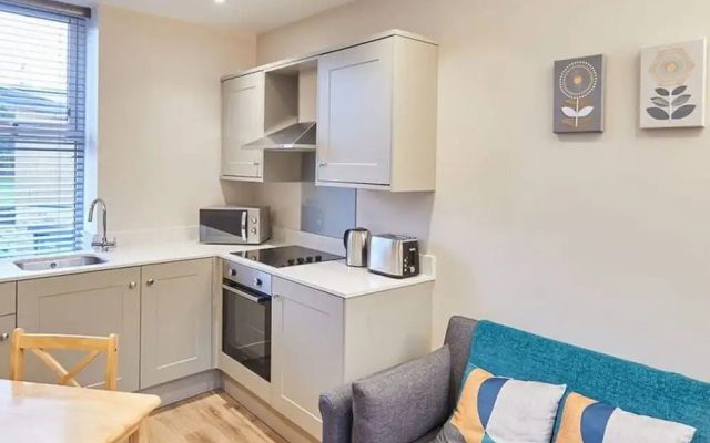 Host Stay Ramblers Retreat