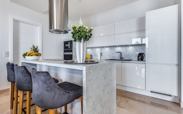 House Luxus Villa Arly