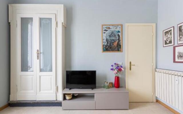 Your Nest In Milan - City Center Apartment