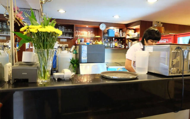 Grand Business Inn