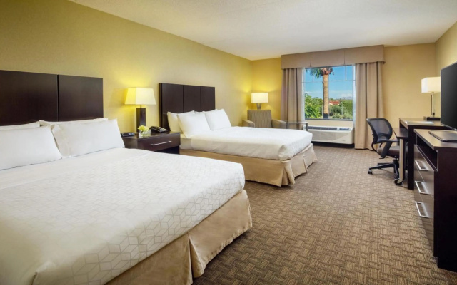 Holiday Inn Phoenix - Chandler by IHG