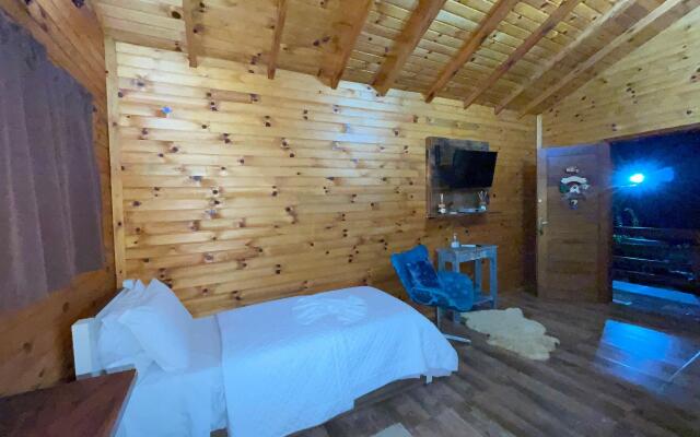 Cabana em Gramado 4 pessoas Chalé 02