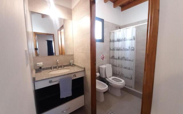 5 - Departamento 2 Dormitorios, Cochera - Mendoza Argentina