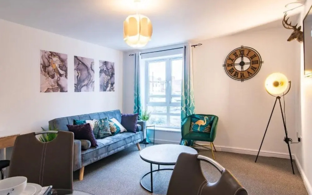 Apartment - Sleeps 2 - Parking - City Centre Close