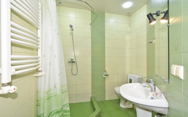 Rent Inn Yerevan (Rent Inn Yerevan) on 34 Tchaikovsky Street