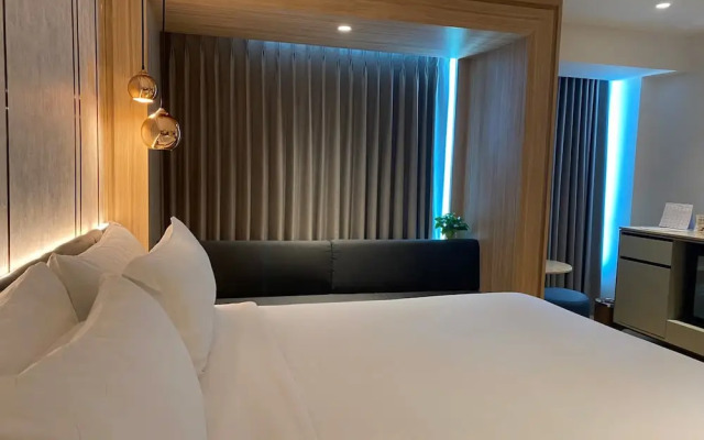 Miracle Grand Convention Hotel