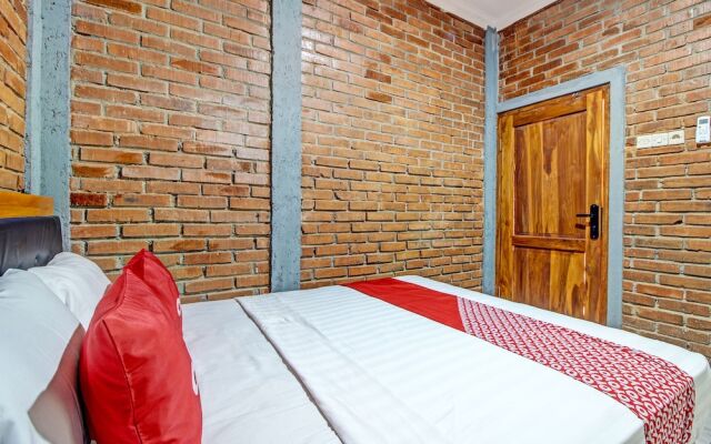 OYO 92606 Djoglo Boto Homestay Syariah