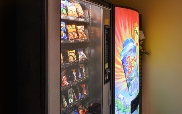 Best Western Woodland Inn