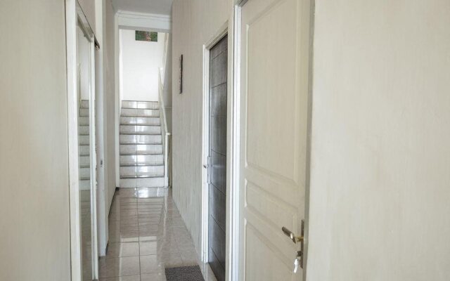 Sky Inn Syariah Mastrip 1 Surabaya by Reddoorz