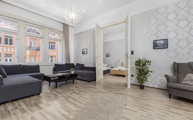 Real Apartments Semmelweis