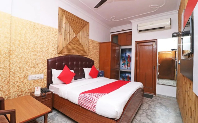 Pooja Hotel By OYO Rooms