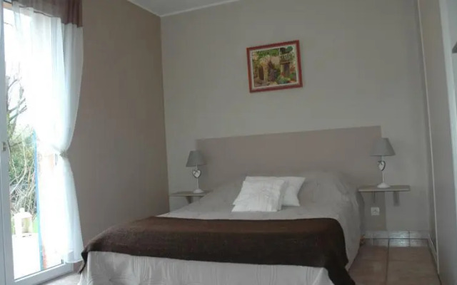 Chambre d’Hôtes au Pied des Alpilles