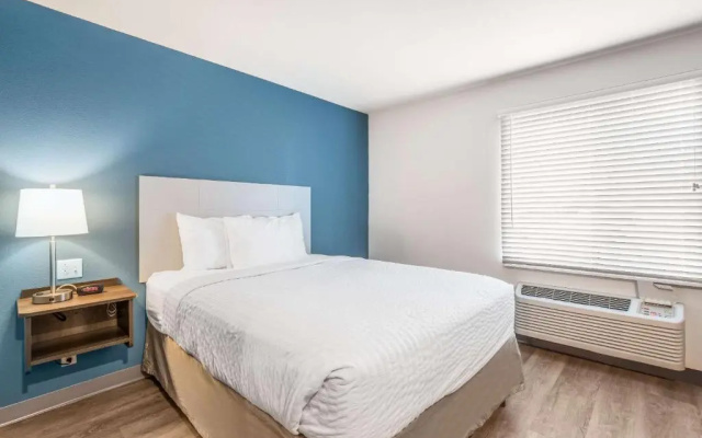 WoodSpring Suites Chicago Midway