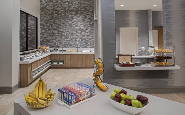 Delta Hotels by Marriott Richmond Downtown