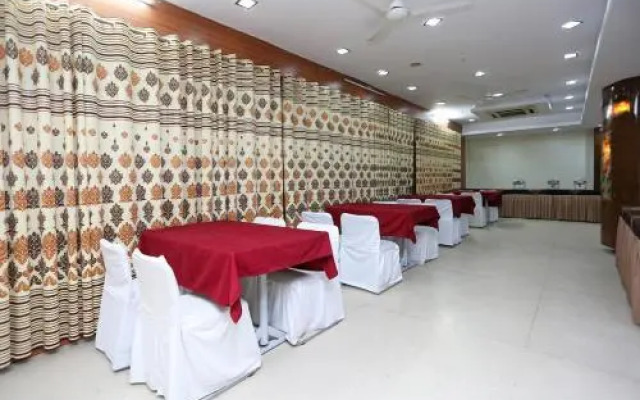 Hotel Satya Vilas