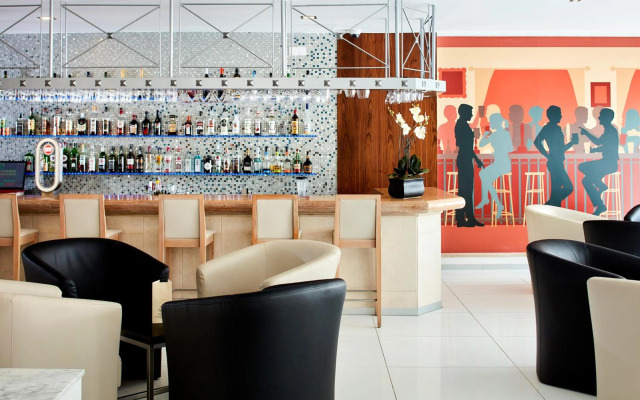 Santa Eulália Suite Hotel & SPA