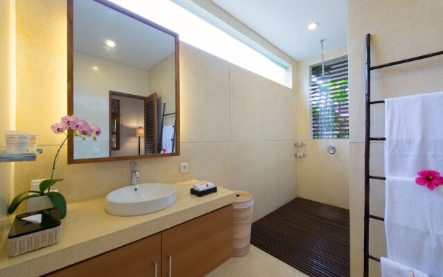 Spacious Luxury 4 Br in Centre Seminyak