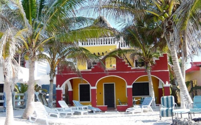 Beachfront Apartment Hacienda del Cuyo