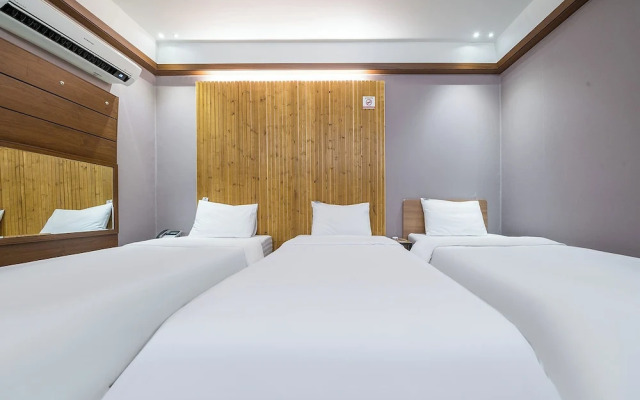 SKYHOTEL